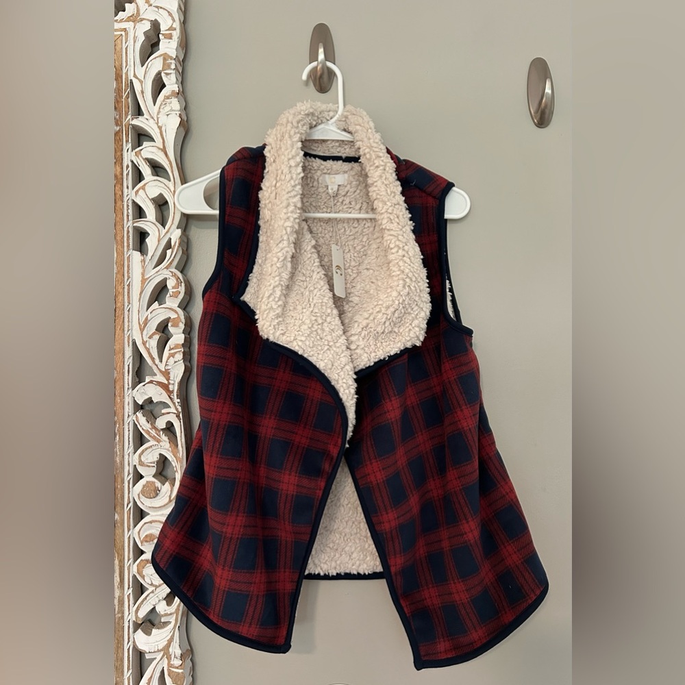 Plaid vest with Sherpa lining